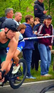 Triathlon #HéninBEAUMONT —> extrait … En…