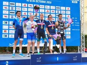 Entre les rafales de photos de Manu sur le…